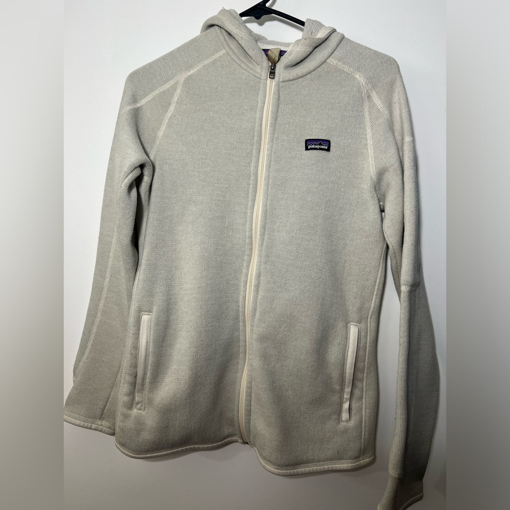 Patagonia grey women’s sweater
